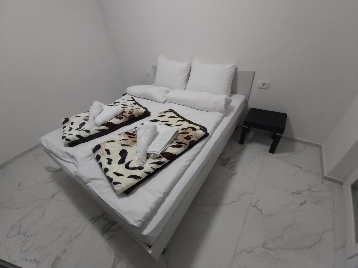 Xxl Apartments City Centar 1 บิโตลา ภายนอก รูปภาพ