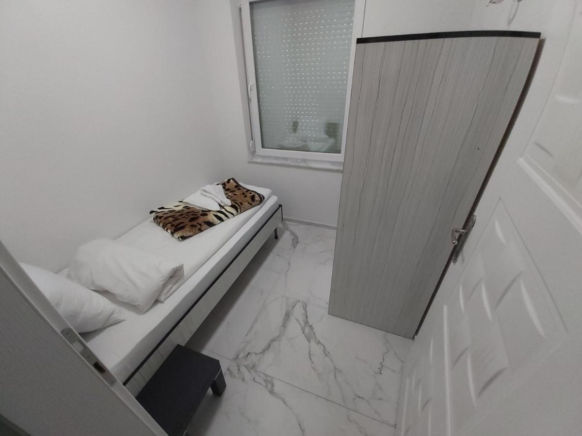Xxl Apartments City Centar 1 บิโตลา ภายนอก รูปภาพ